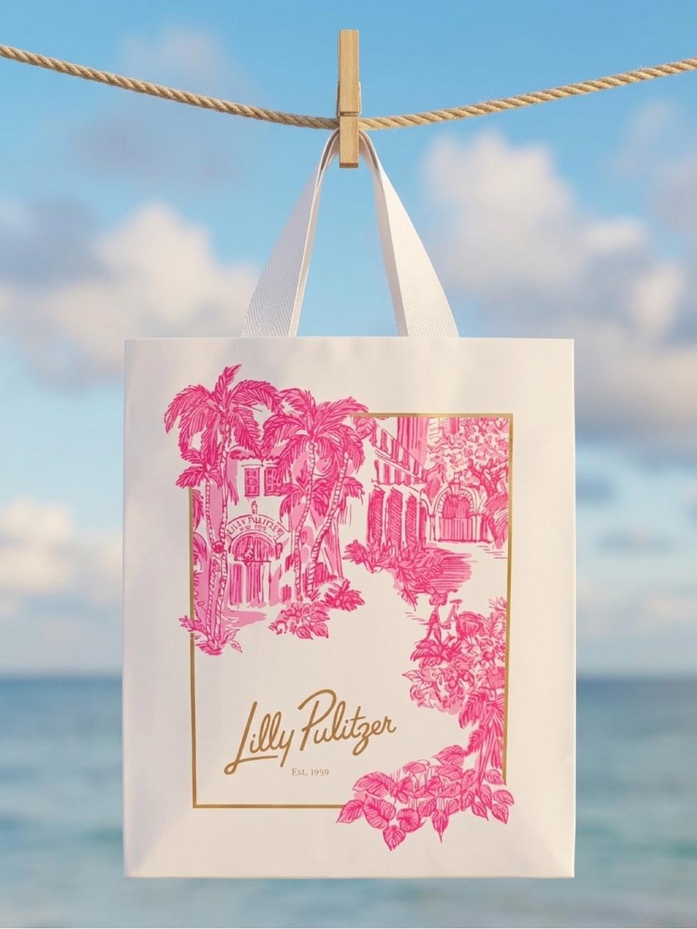 🆕💕🌴LILLY PULITZER🌴WHITE GIFT BAG WITH HOT PINK  TROPICAL PRINT